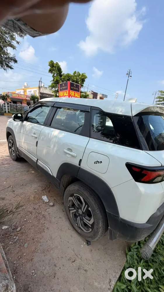 Maruti Brezza Vxi 2023