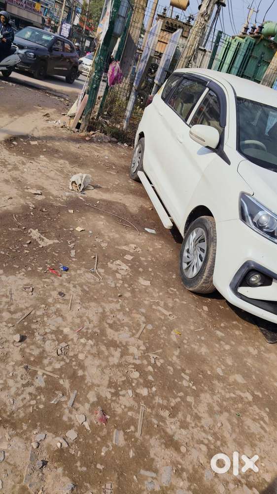 Maruti Suzuki Ertiga 2022-2023  Vxi, 2023, Cng & Hybrids