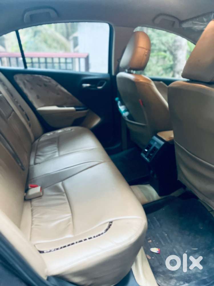 Honda City V Petrol Automatic (2018 Reg) - Low Km