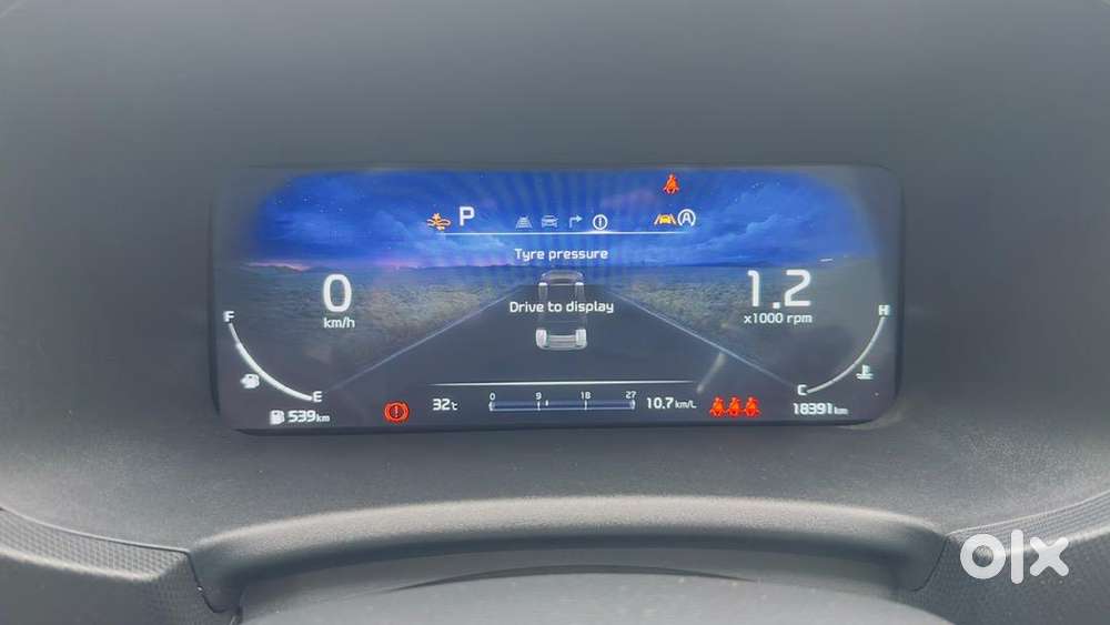 2024 Kia Sonet Gt-line Petrol  18.5k Km  Free Kia Service