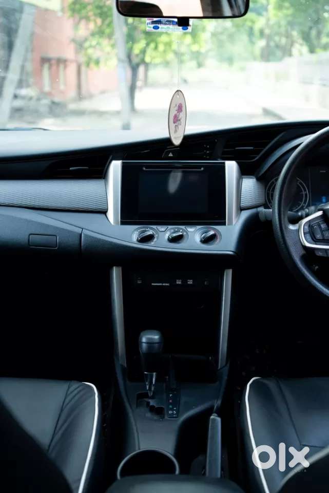 Toyota Innova Crysta 2.4 G Plus Mt 7 Str, 2019, Diesel