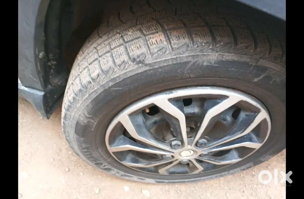 Mahindra Kuv 100 2016 Car