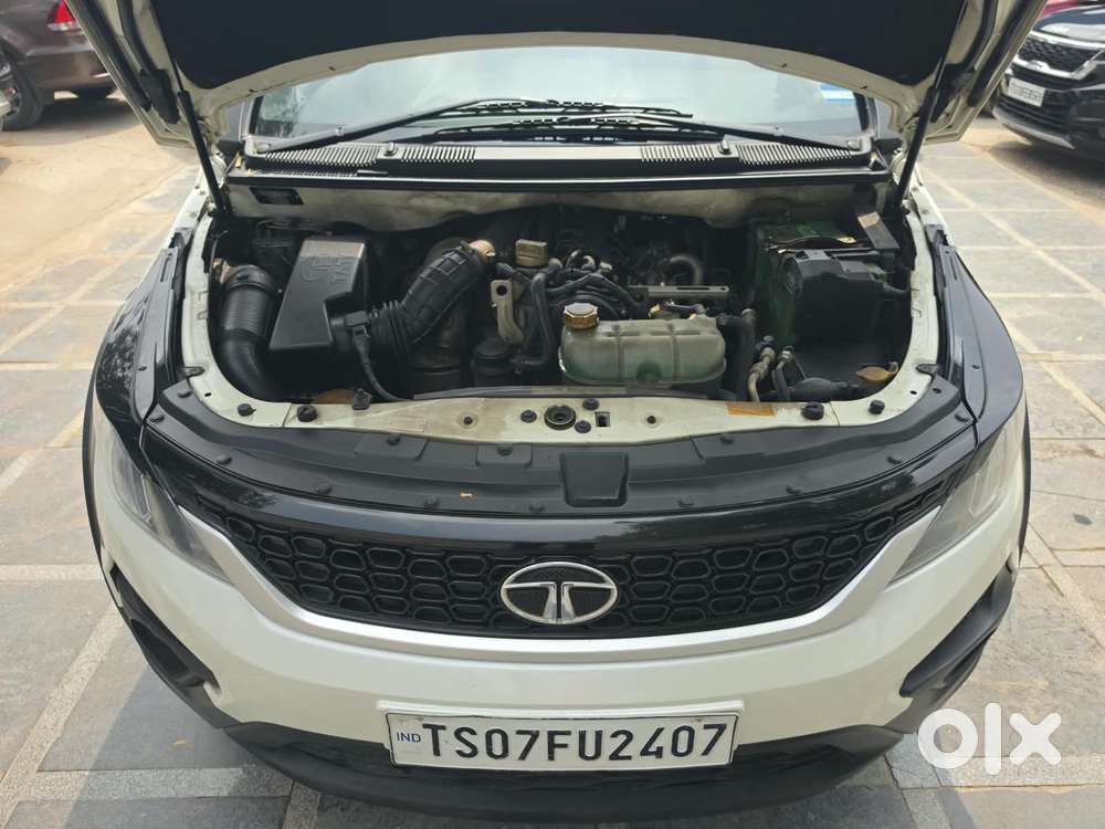 Tata Hexa 2.2 Xe 4x2 7 Str, 2017, Diesel