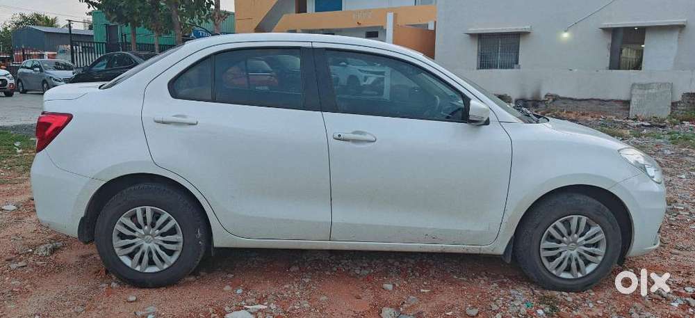 Maruti Suzuki Dzire 1.2 Vxi, 2021, Petrol