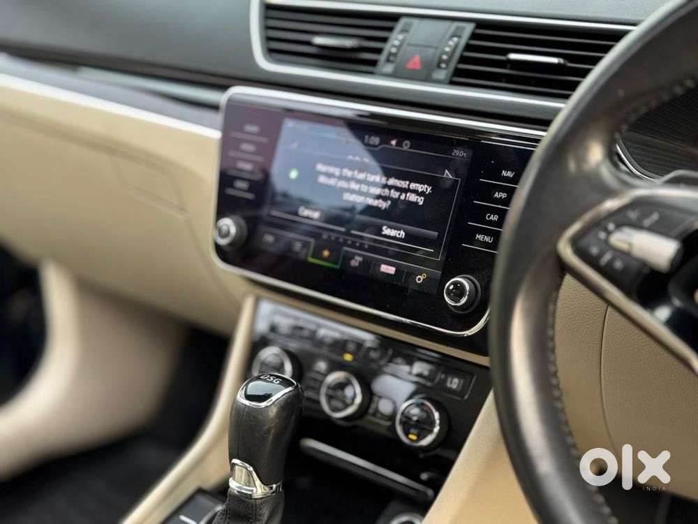 Skoda Superb Laurin And Klement 1.8, 2022, Petrol