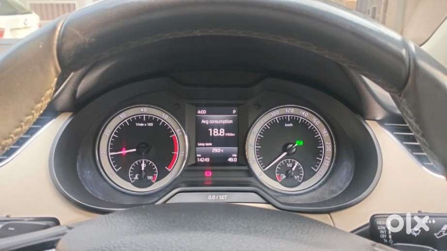 Skoda Octavia 1.8 Tsi At Style, 2019, Petrol