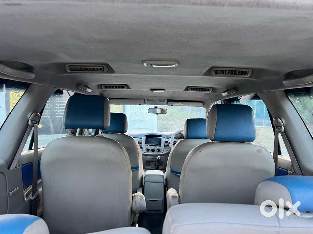 Toyota Innova 2.5 G (diesel) 8 Seater, 2012, Diesel