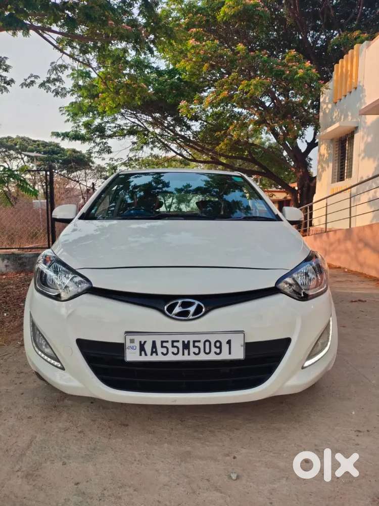 Hyundai Elite I20 2013 Diesel 136000 Km Driven