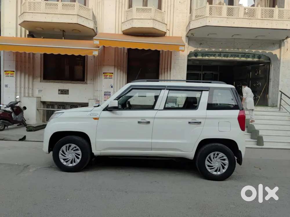 Mahindra Tuv 300 2016
