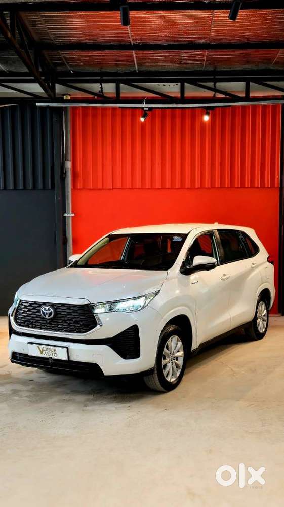 Toyota Innova Hycross 2.0 Vx Hybrid 7 Str, 2023, Cng & Hybrids