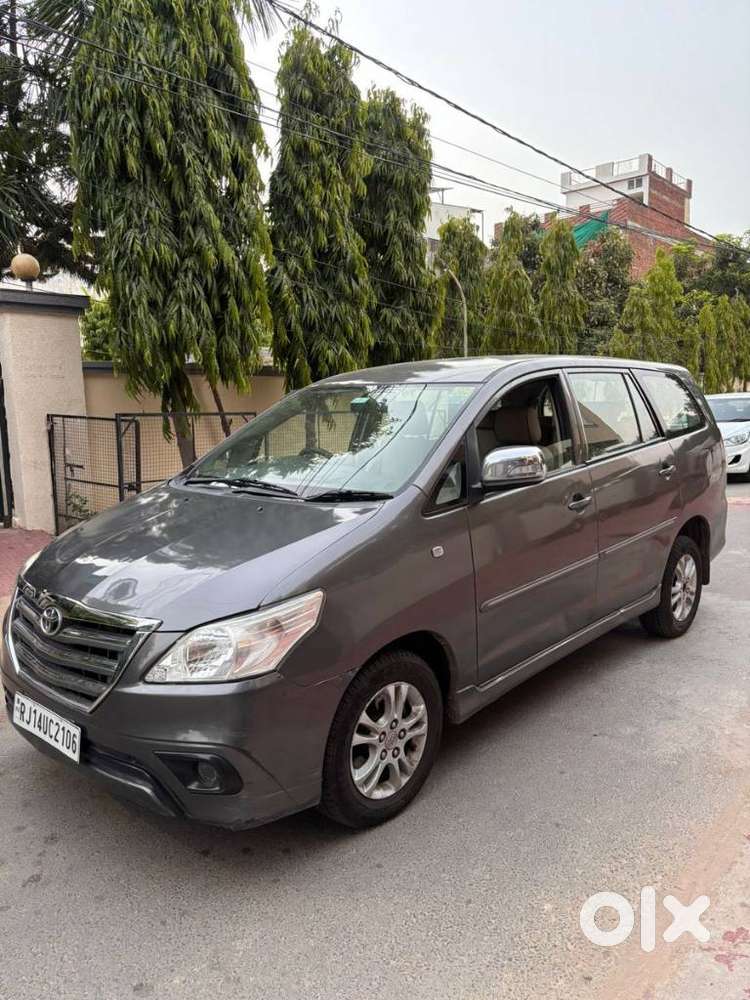 Toyota Innova 2009-2011 2.5 Gx 8 Str, 2012, Diesel