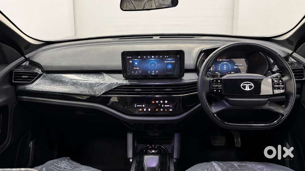 Tata Safari Adventure Plus Dark Edition, 2026, Diesel