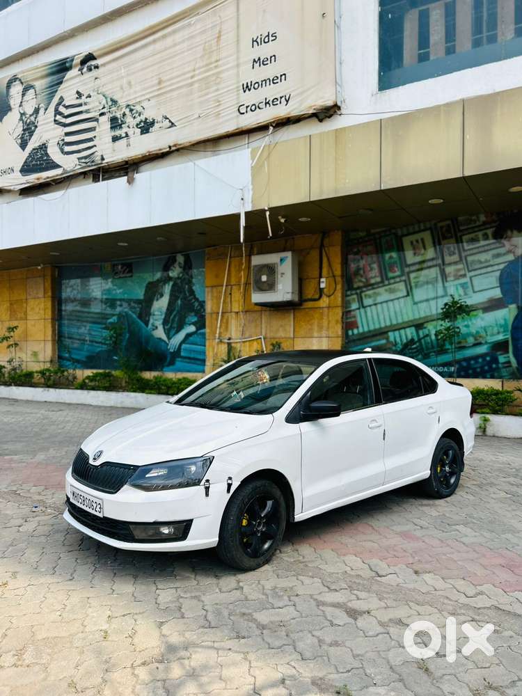 Skoda Rapid 1.5 Elegance Tdi Mt, 2013, Diesel