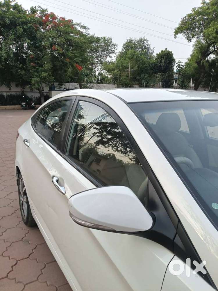 Hyundai Verna 1.6 Sx (o) Crdi At, 2014, Diesel
