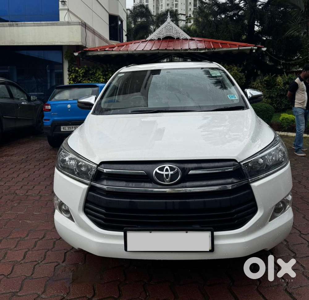 Toyota Innova Crysta 2018