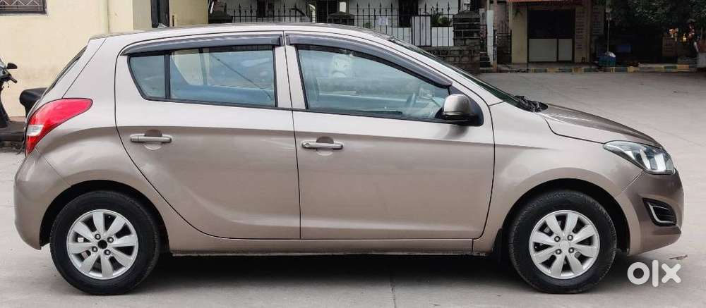 Hyundai I20 Sportz 1.2 Bs-iv, 2014, Petrol