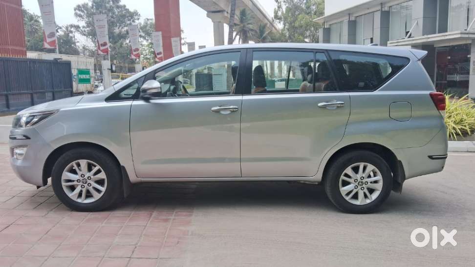 Toyota Innova Crysta 2.4 G Mt 7 Str, 2017, Diesel