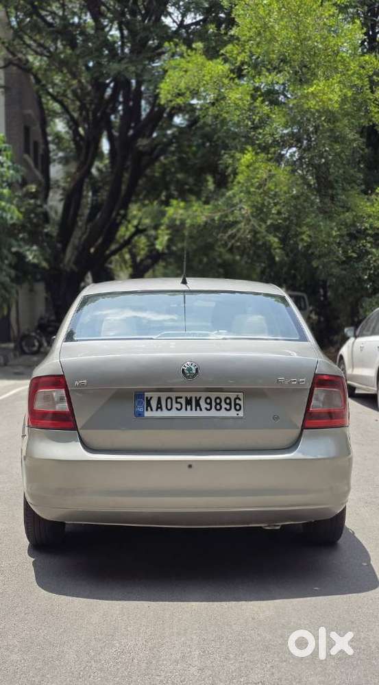 Skoda Rapid 1.6 Mpi Ambition, 2012, Petrol