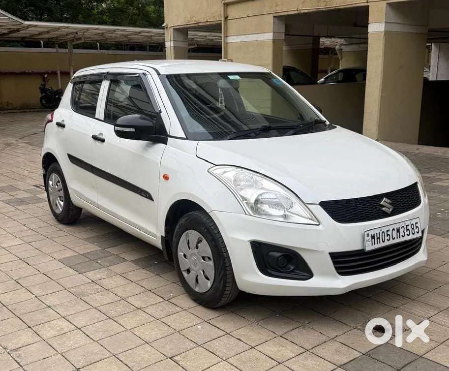 Maruti Suzuki Swift Vxi Optional, 2015, Petrol