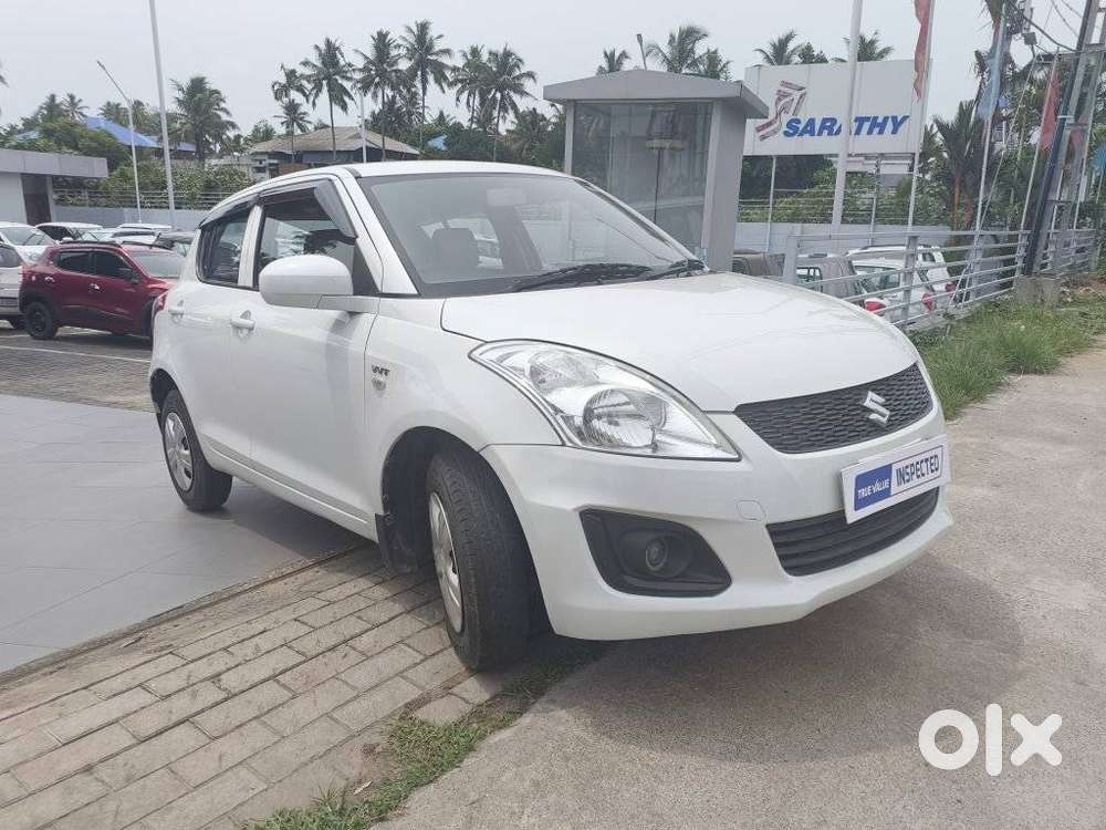 Maruti Suzuki Swift Lxi Option, 2017, Petrol