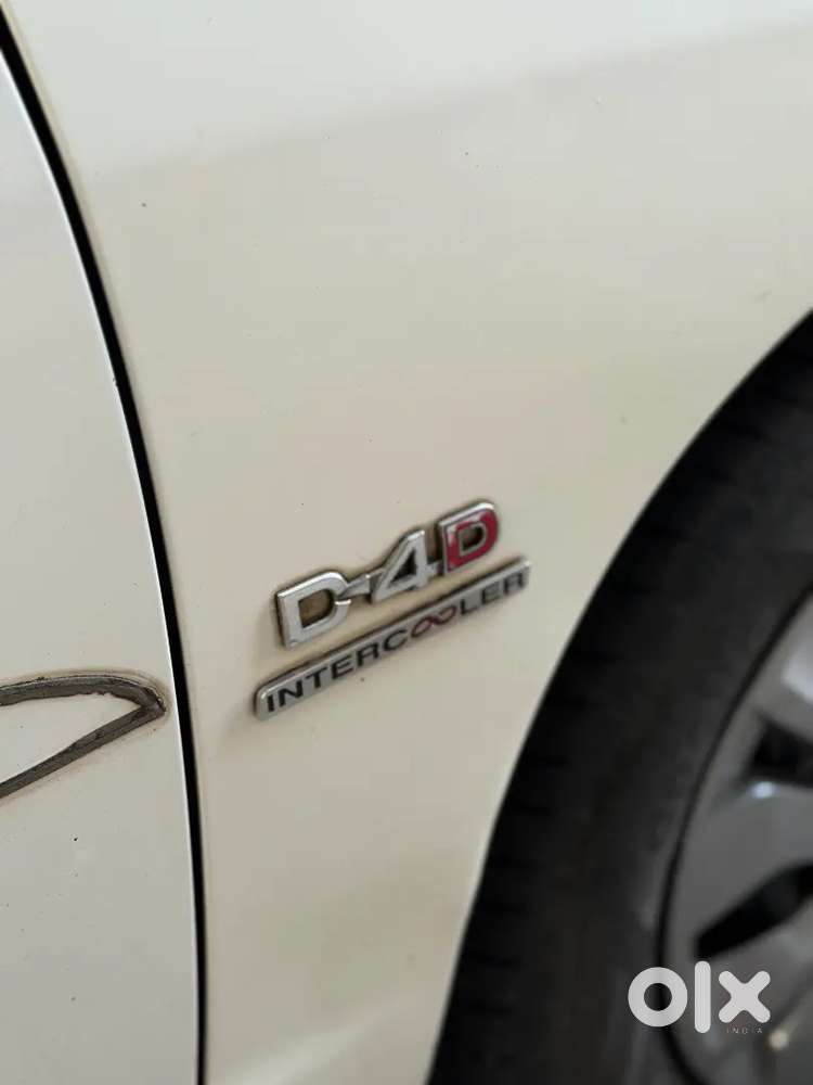 Toyota Innova 2.5 G 8 Seater 2011