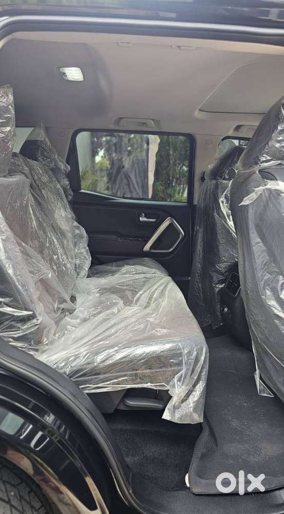 Mahindra Scorpio-n 2.2 Z8 Diesel At 7 Str, 2023, Diesel