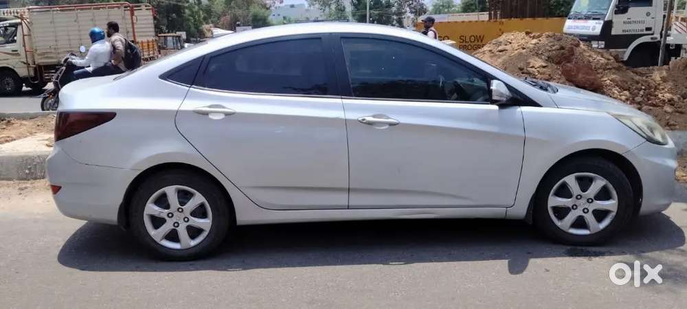 Hyundai Verna 2012 Petrol Well Maintained