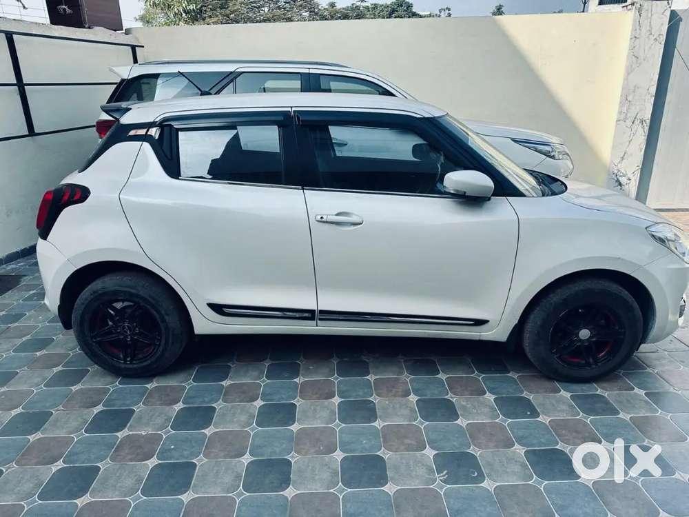 Maruti Suzuki Swift 2021 Petrol 60000 Km Driven