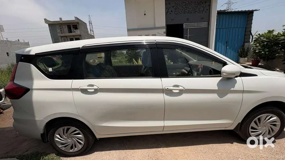 Maruti Suzuki Ertiga 2026 Vxi