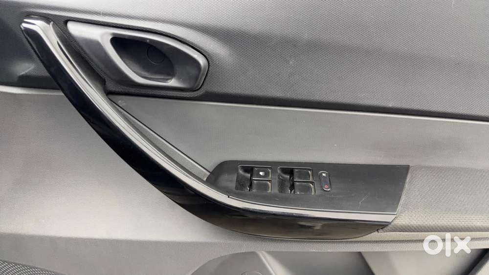 Tata Tigor 1.2 Revotron Xta, 2018, Petrol