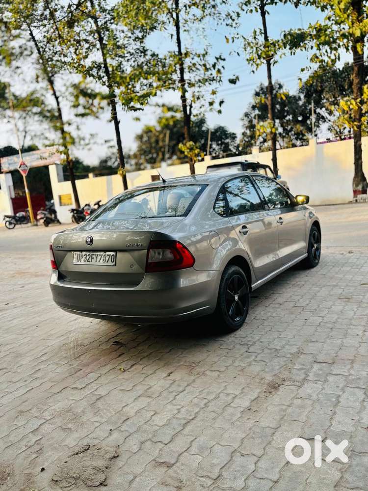 Skoda Rapid Onyx 1.5 Tdi Mt, 2014, Petrol