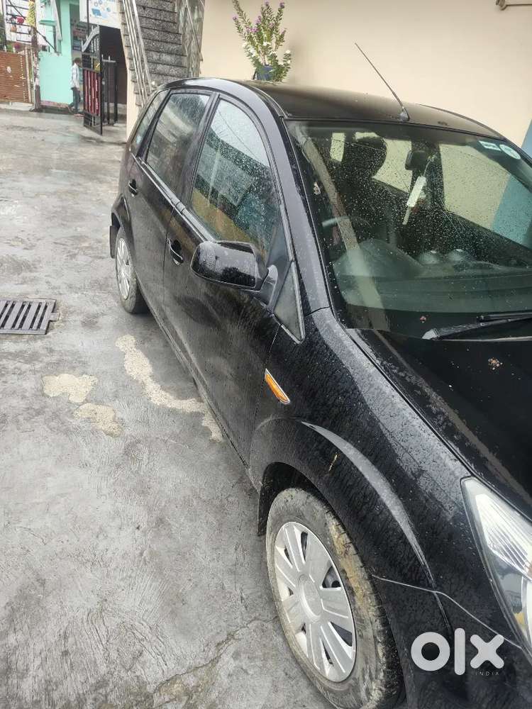 Ford Figo Petrol Manual 2010