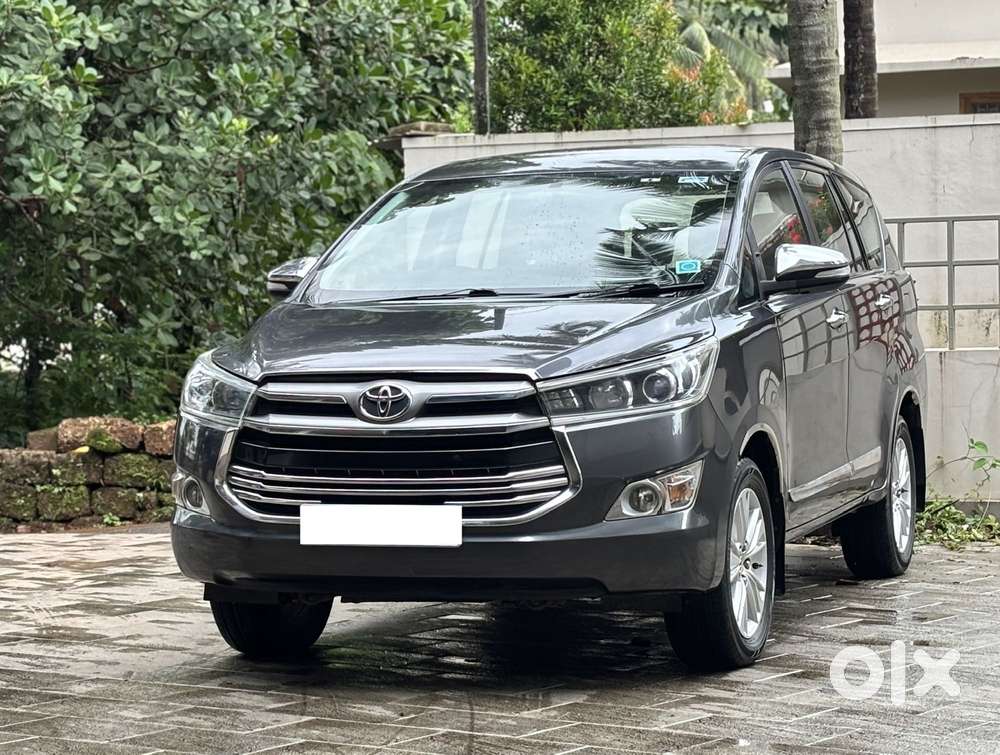 Toyota Innova Crysta 2.4 Z 7 Str, 2016, Petrol
