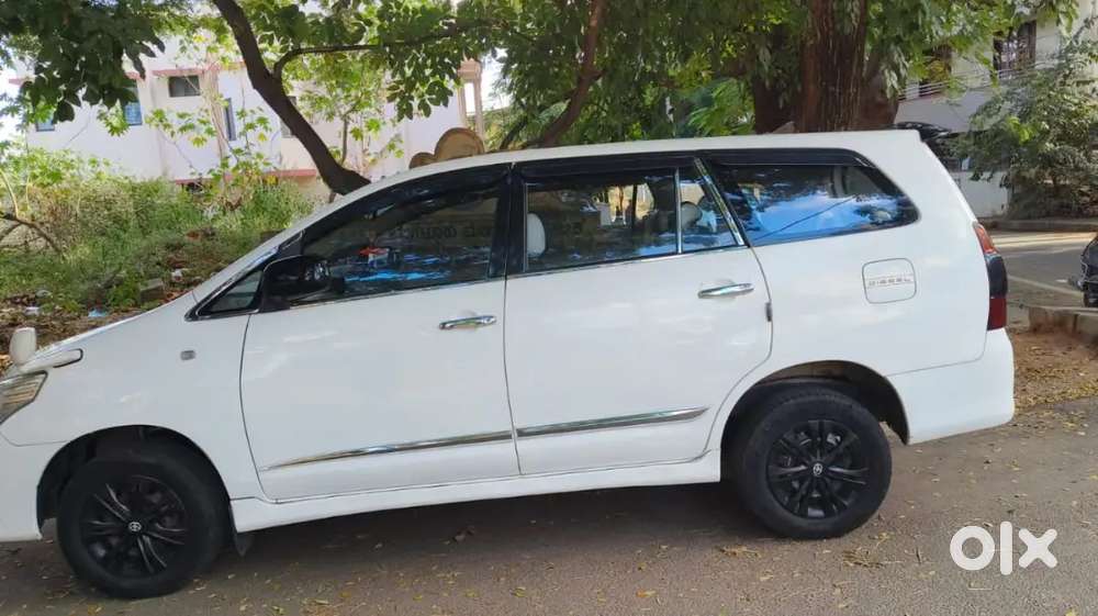 Toyota Innova 2007 Diesel 220000 Km Driven