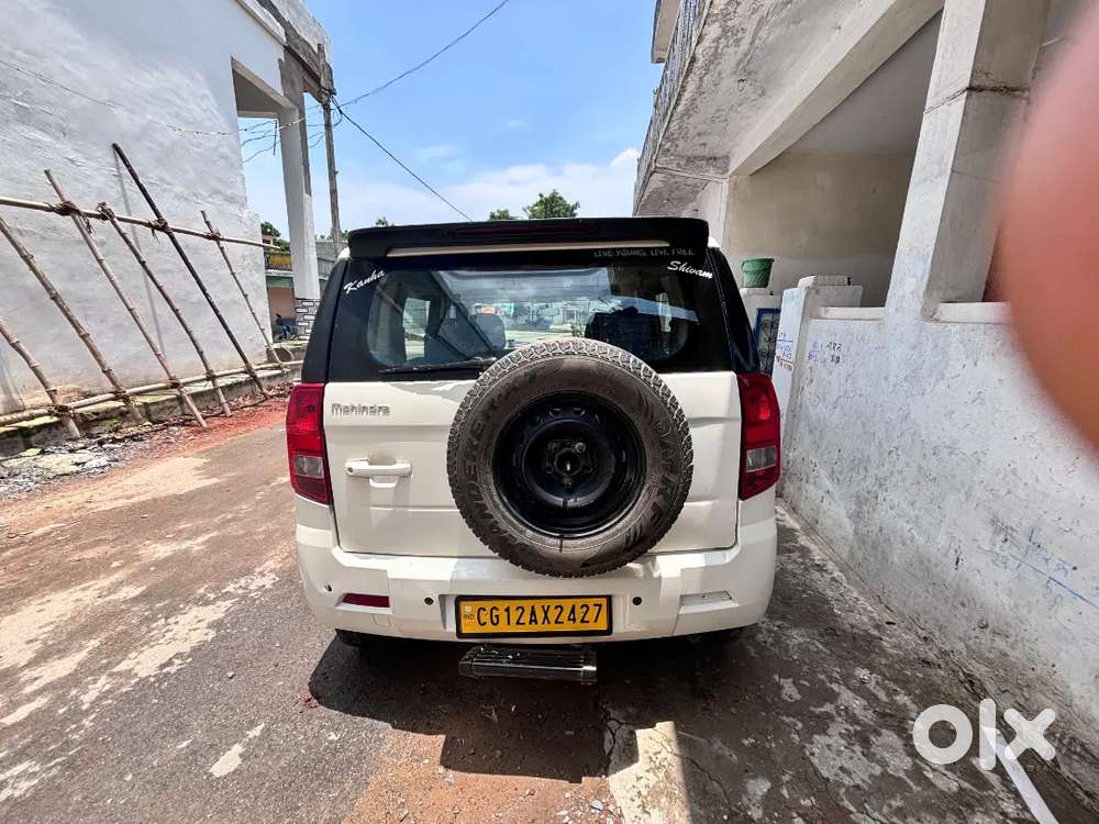 Mahindra Tuv 300 2018