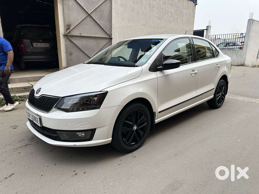 Skoda Rapid 1.0 Ambition Tsi At, 2021, Petrol
