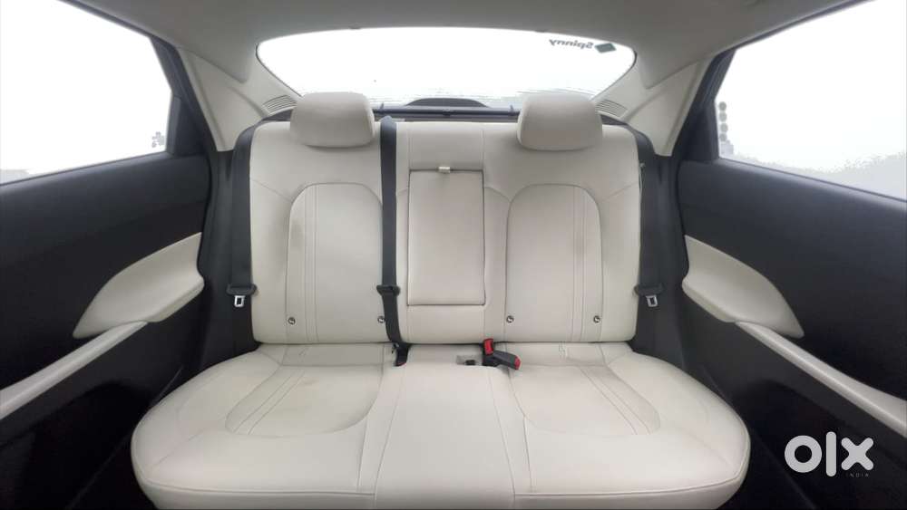 Hyundai Verna 1.5 Sx (o) Turbo Petrol Mt, 2025, Petrol