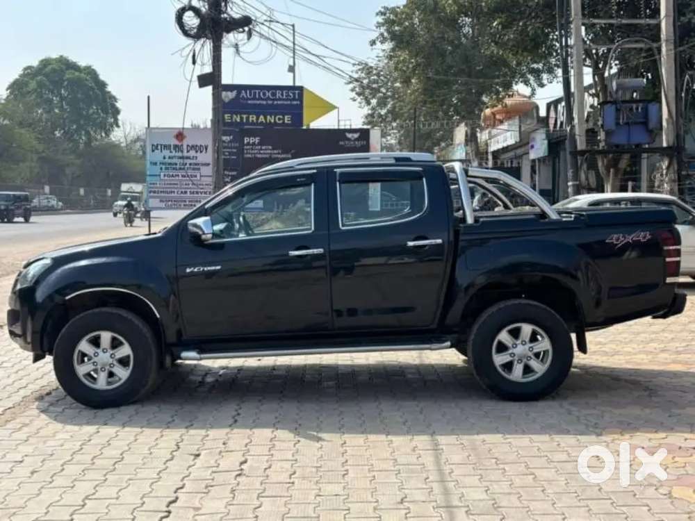 Isuzu D-max V-cross 2017