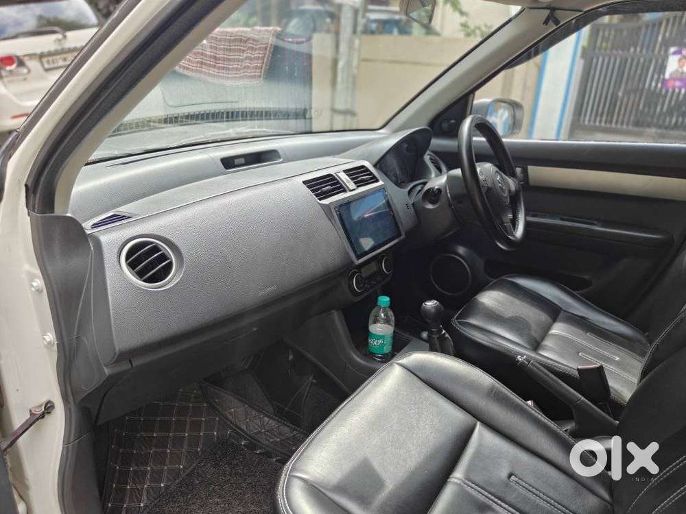 Maruti Suzuki Swift Vvt Zxi, 2012, Petrol