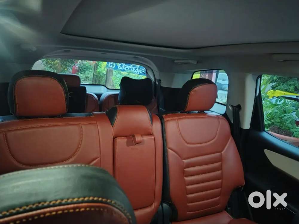 Mahindra Xuv700 Petrol 2025 First Owner