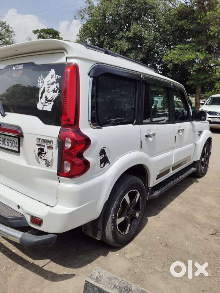 Mahindra Scorpio Classic 2.2 S 11 Mt 7 Str, 2024, Diesel