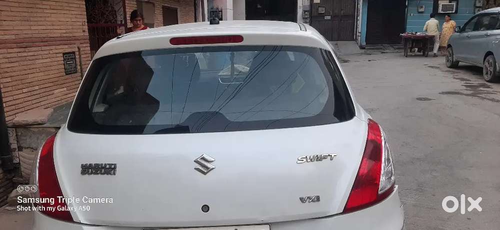2012 Feb 1st Owner White All Power Window
