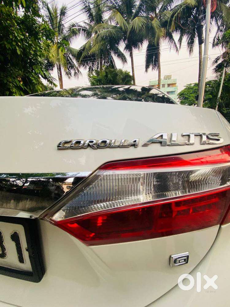 Toyota Corolla Altis 1.8g Limited, 2016, Petrol