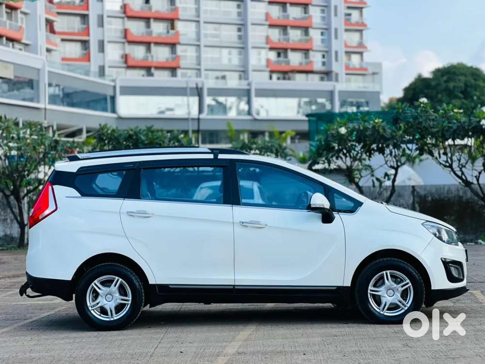 Mahindra Marazzo M6 8str, 2019, Diesel