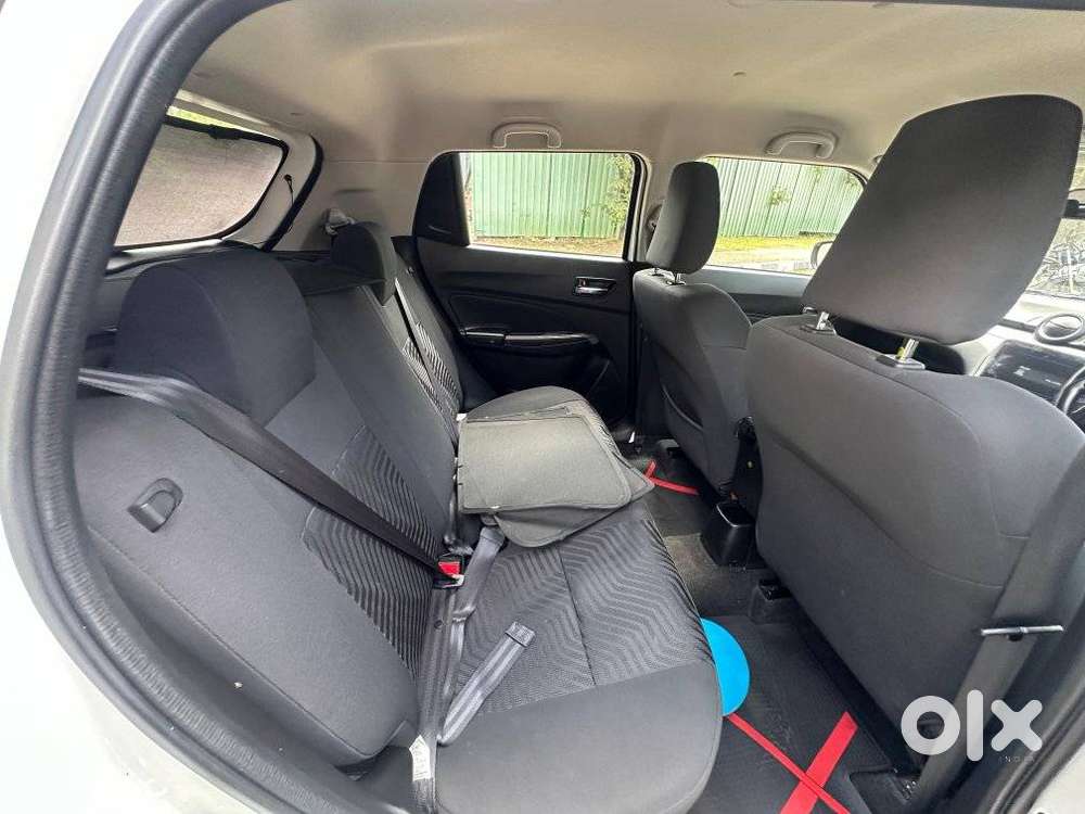 Maruti Suzuki New-gen Swift Vxi, 2024, Petrol