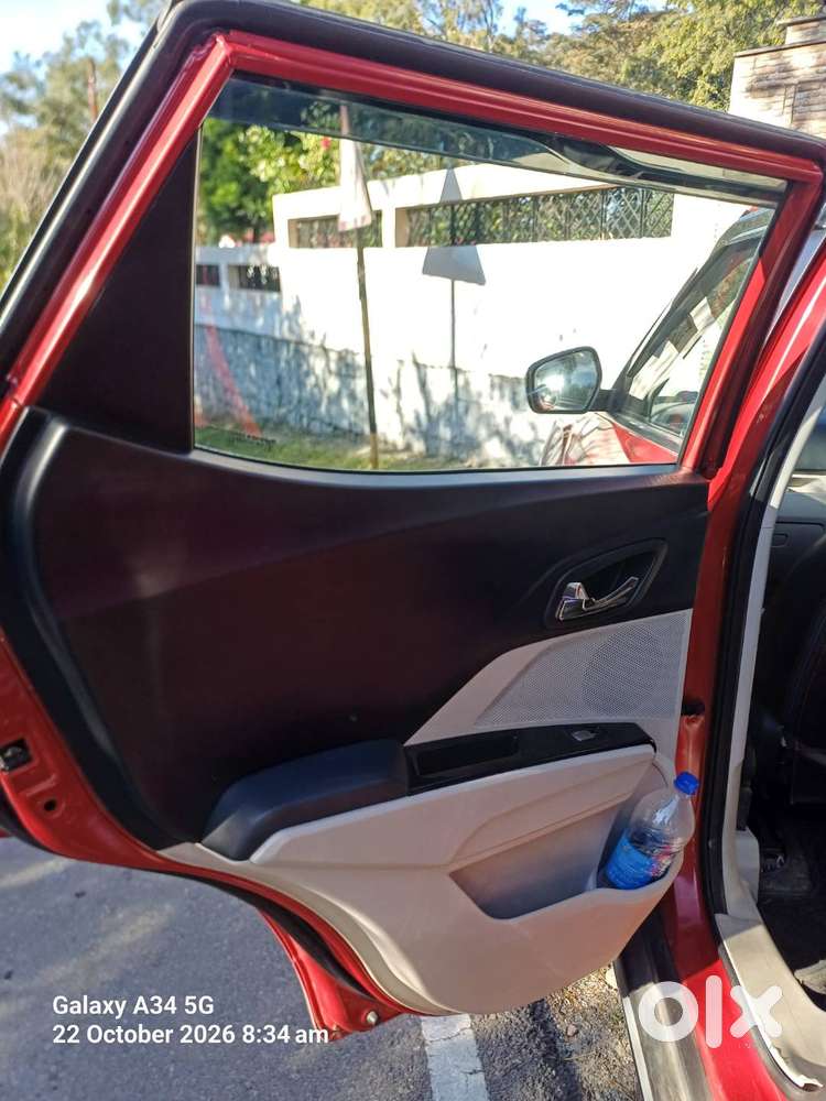 Mahindra Xuv300 W8 Automatic Diesel