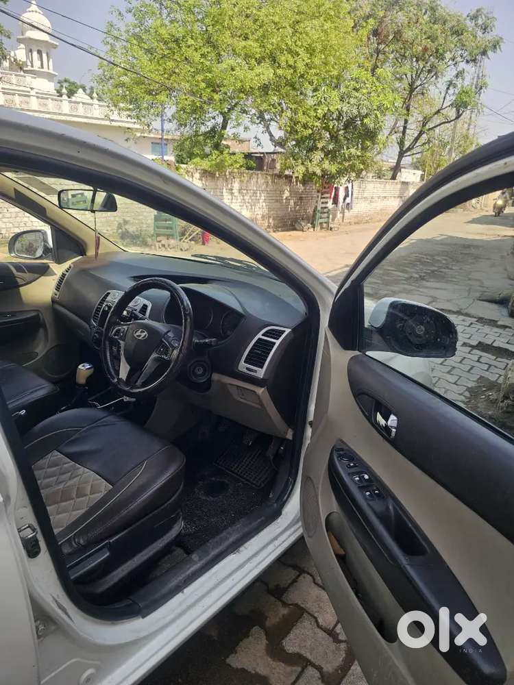 Hyundai I20 Diesel Manual 2011 Third Owner