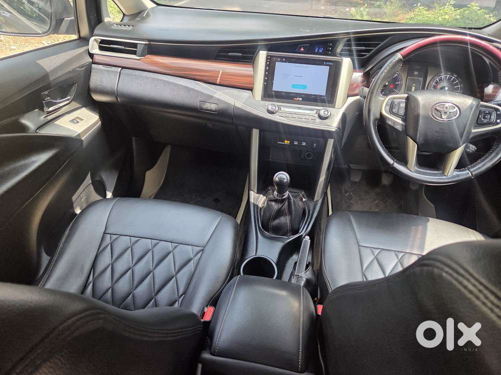 Toyota Innova Crysta 2.4 Zx Mt, 2016, Diesel