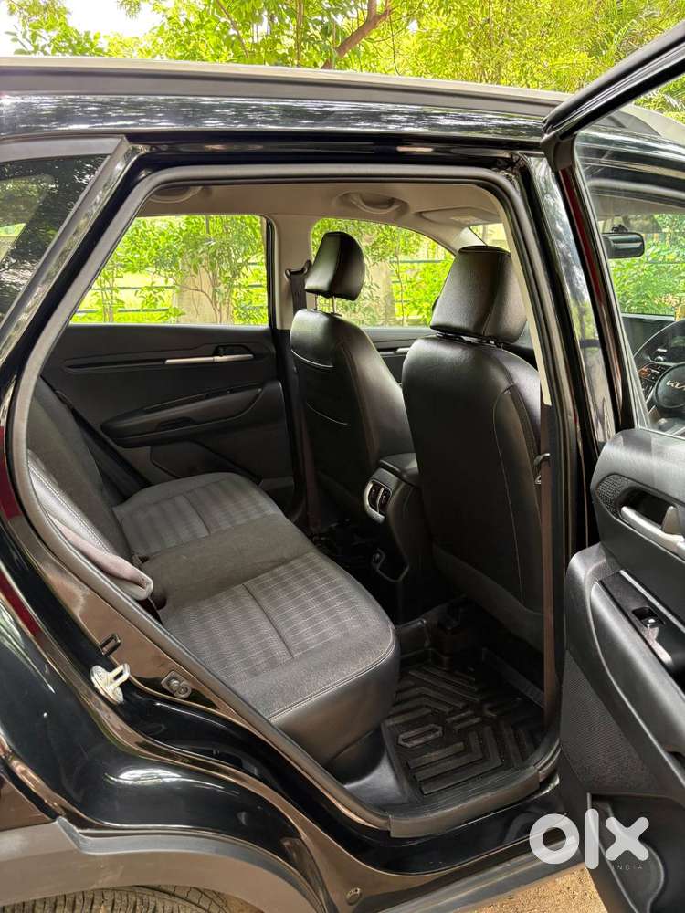 2022  Kia Sonet Htk Plus 1.2 Petrol Mt  17,000 Km  Single Owner