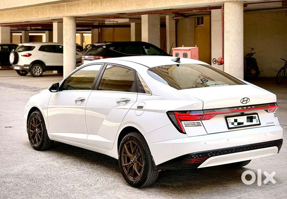 Hyundai Verna Petrol 2024